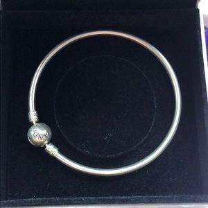 Pandora Bangle 7.5in